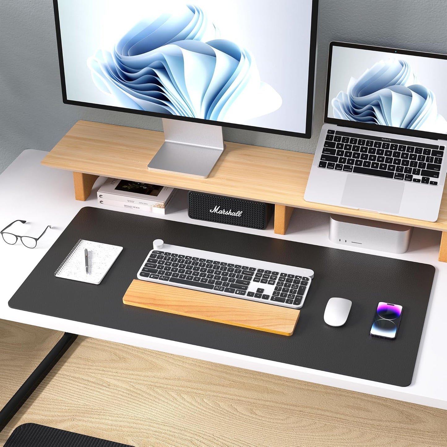 Large Desk Mat / Extended Mouse Pad - Non-Slip, Waterproof Pink